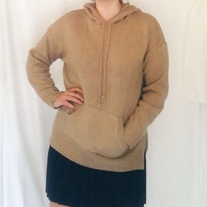 Forever 21 Sweater/Hoodie Size M